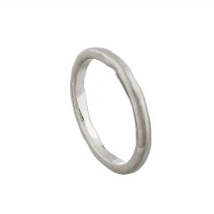 18ct white gold fine Molten wedding ring