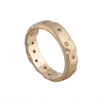 18ct rose gold wide molten ring with scattered champagne diamonds