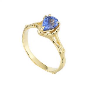 18ct yellow gold Woodland ring with pear-shaped blue sapphire