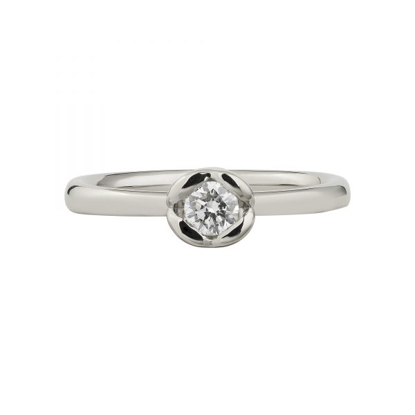 18ct white gold and 25pt white diamond coeur ring 04