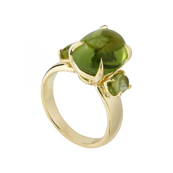 18ct yellow gold and Cabochon Peridot Trilogy ring