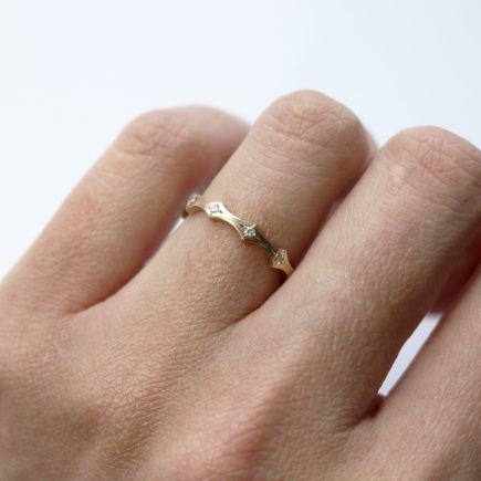9ct yellow gold Cara Tonkin Double Edge Scallop Eternity Ring