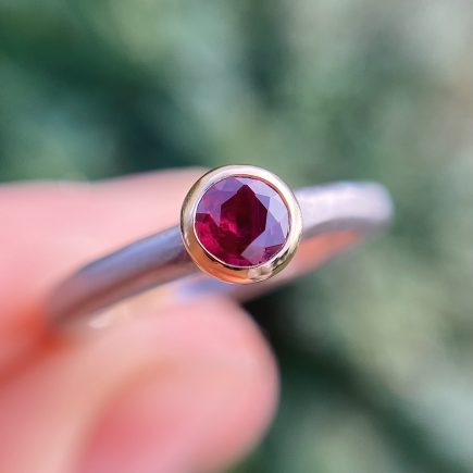 18ct white gold and Ruby fine Molten engagement ring