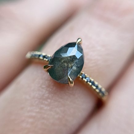 18ct Yellow Gold and 0.97ct Pear Shaped Salt and Pepper Rose-Cut Diamond with Black Diamond