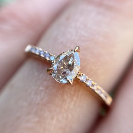 18ct Rose Gold Argyle Pink Pear Shape Diamond