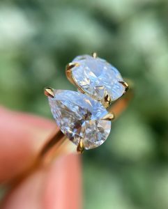 18ct Yellow Gold Lab-Grown Diamond 'Toi et Moi' Ring