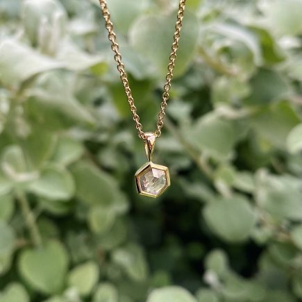 18ct Yellow Gold Hexagon diamond pendant