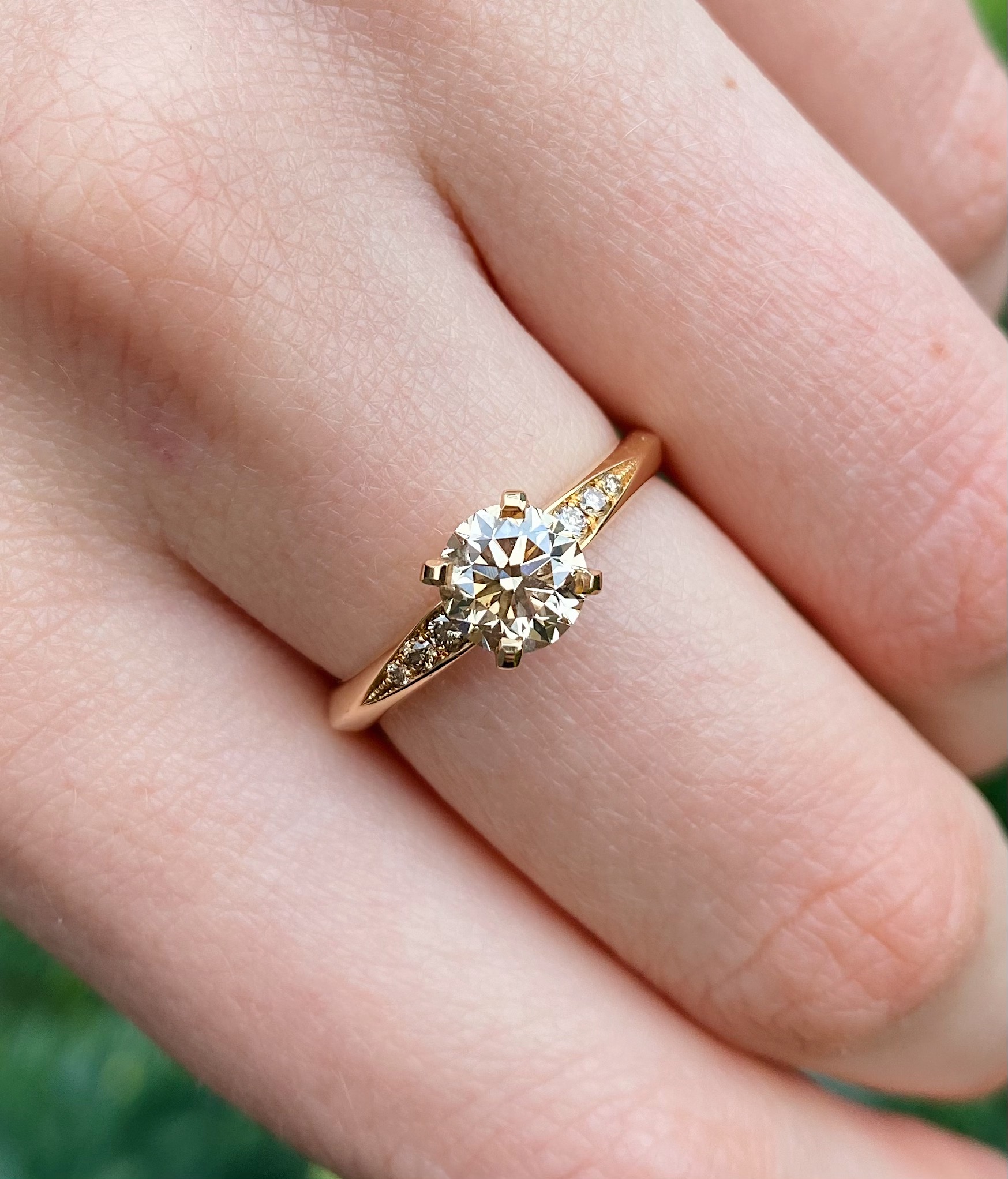 One carat gold ring clearance