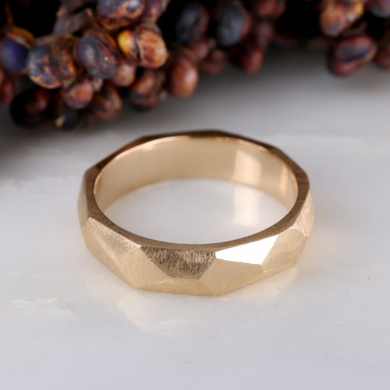18ct rose gold brighton rocks wedding ring