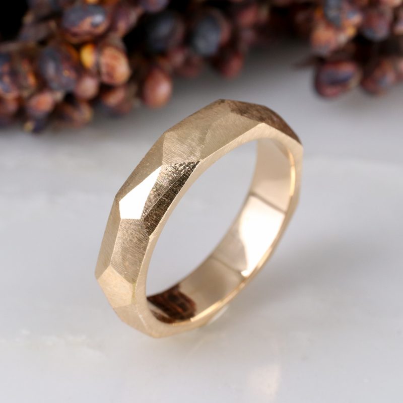 18ct rose gold brighton rocks wedding ring