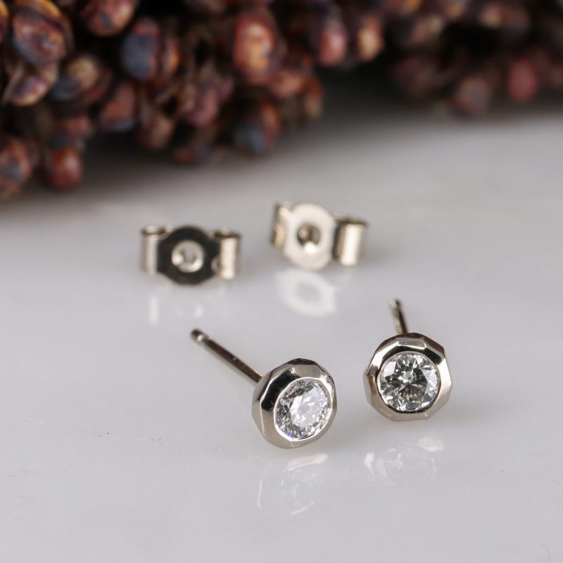 18ct white gold and white diamond large brighton rocks studs