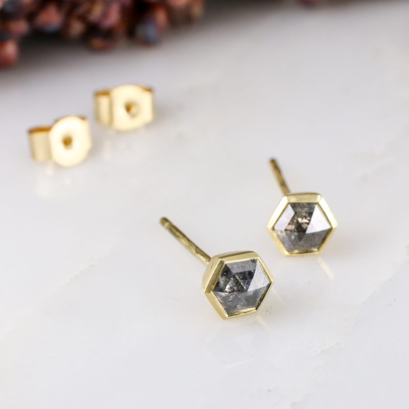 18ct yellow gold salt and pepper hexagon diamond earstuds