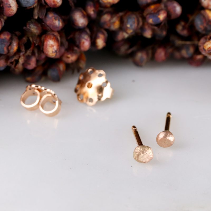 18ct rose gold small molten earstuds
