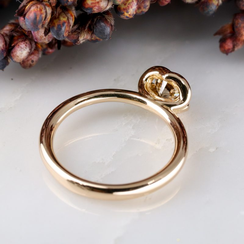 18ct rose gold and cinnamon diamond coeur ring