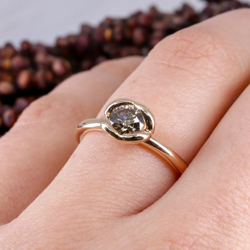 18ct rose gold and cinnamon diamond coeur ring