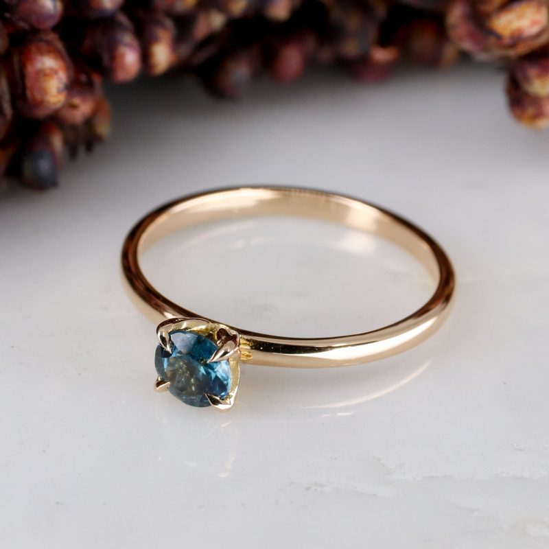 18ct rose gold tulip ring with 0.39ct teal sapphire