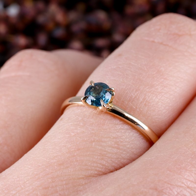 18ct rose gold tulip ring with 0.39ct teal sapphire