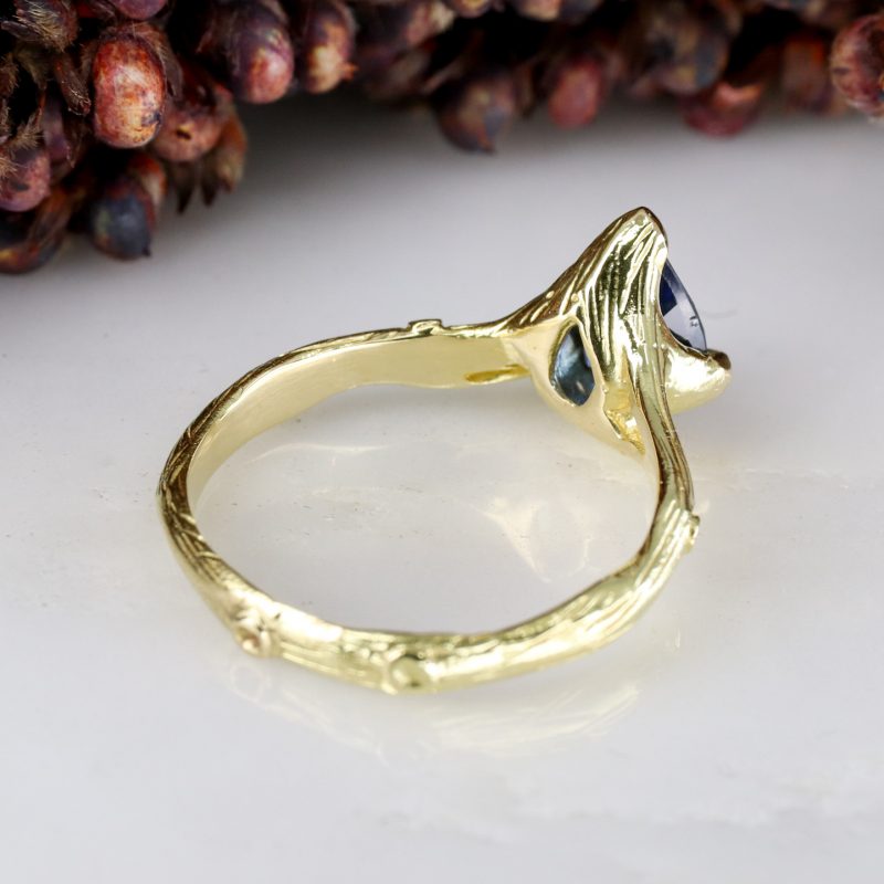 18ct yellow gold woodland ring with pear-shaped blue sapphire