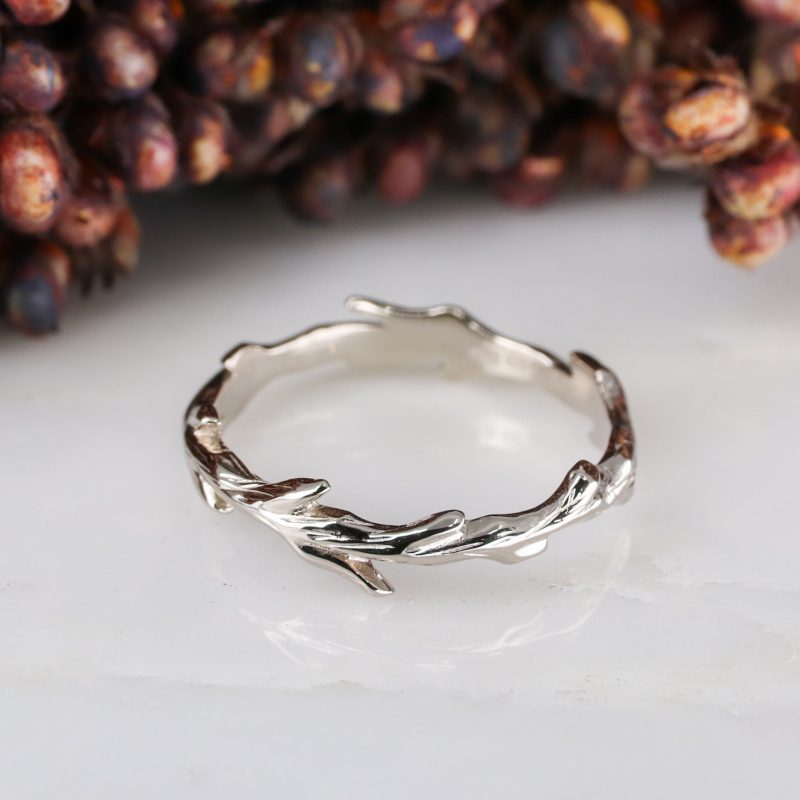 18ct white gold woodland wedding ring