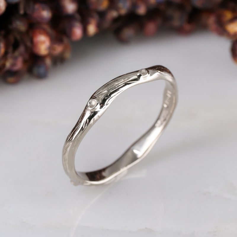 18ct white gold fine woodland wedding ring