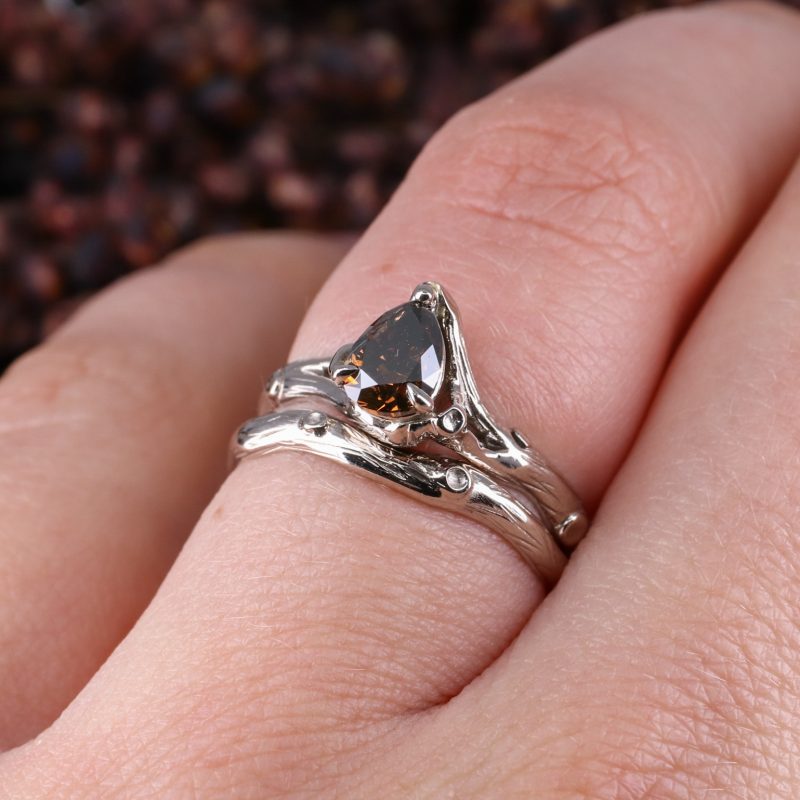 18ct white gold fine woodland wedding ring