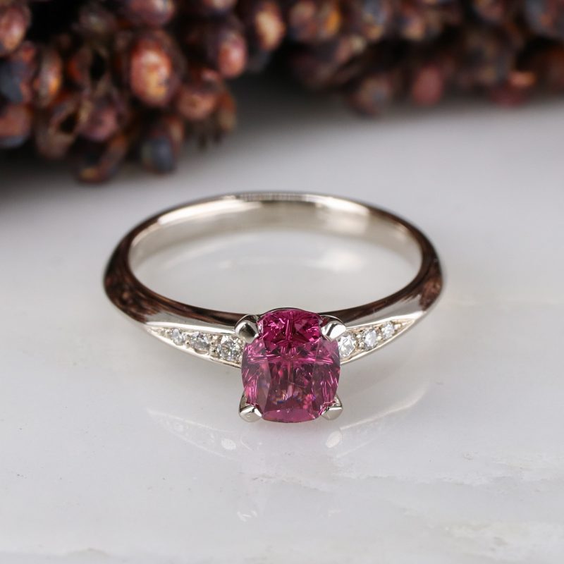 18ct white gold rhodolite garnet coco solitaire ring