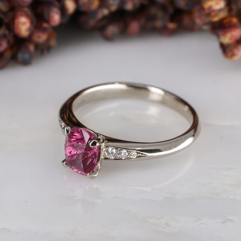 18ct white gold rhodolite garnet coco solitaire ring