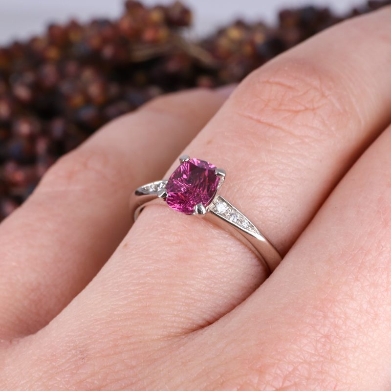 18ct white gold rhodolite garnet coco solitaire ring