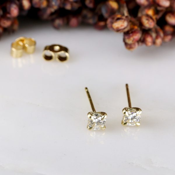 18ct yellow gold and white diamond coco earstuds