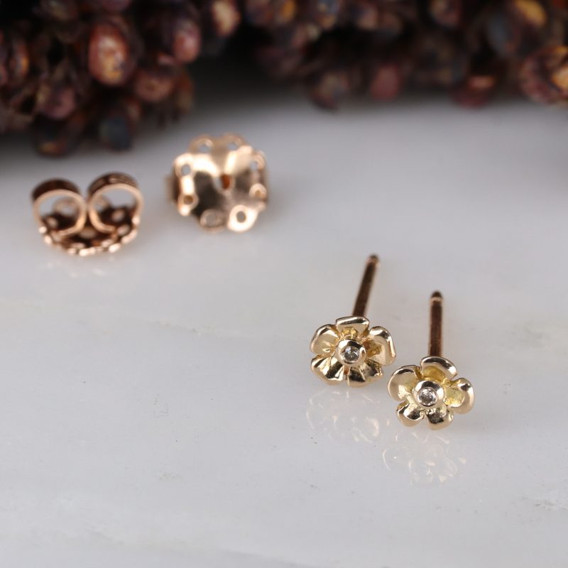 18ct rose gold tiny flower earstuds with champagne diamonds