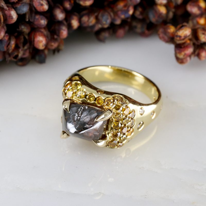 18ct yellow gold 5.60ct rough brown diamond ring with yellow diamond detail