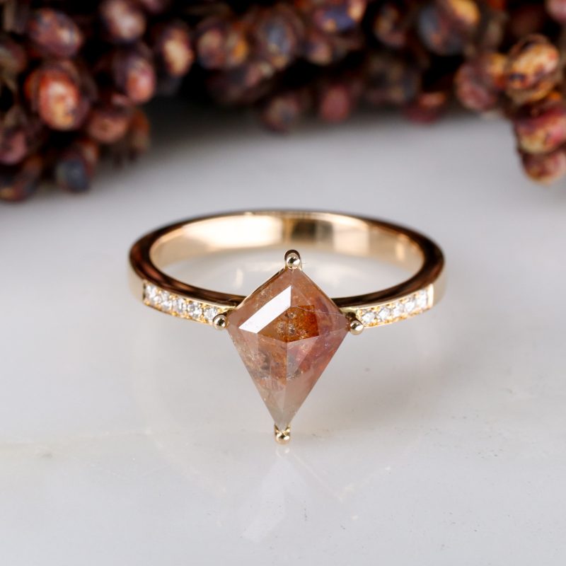 18ct rose gold kite shape cayenne salt and pepper diamond rise ring with cinnamon diamond shoulders