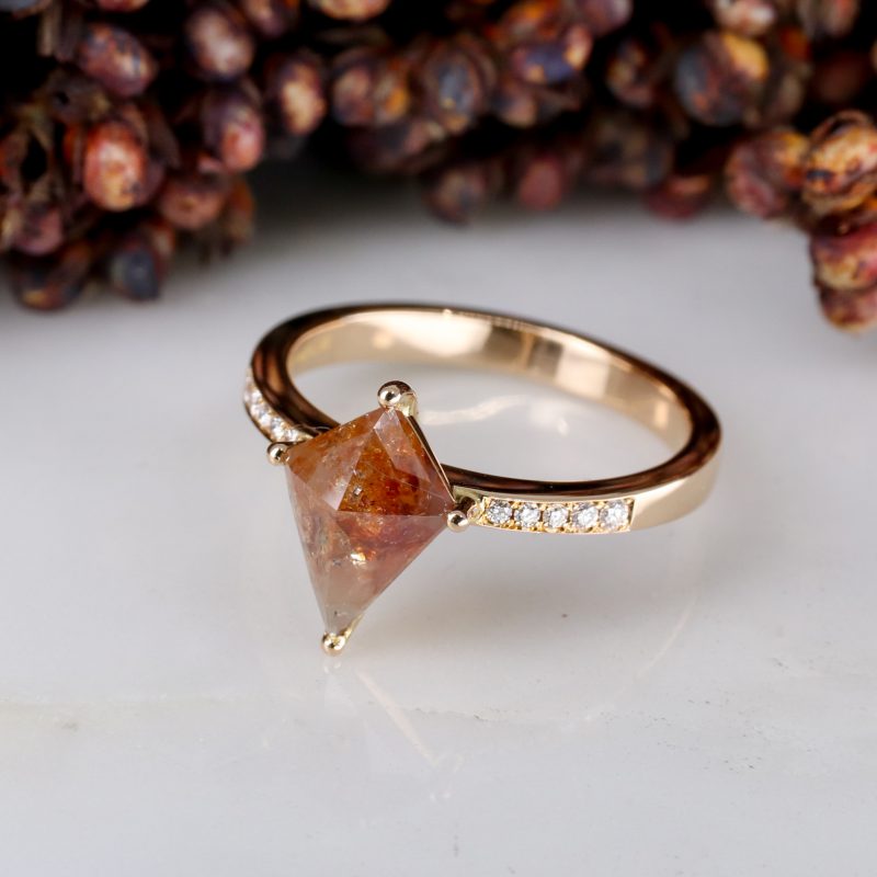 18ct rose gold kite shape cayenne salt and pepper diamond rise ring with cinnamon diamond shoulders