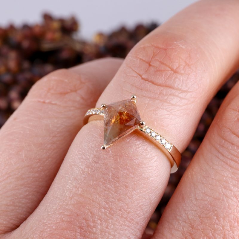 18ct rose gold kite shape cayenne salt and pepper diamond rise ring with cinnamon diamond shoulders