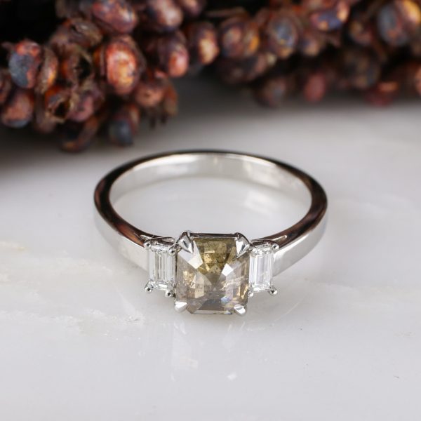 SALT. Fine Jewelry  MEDIUM DIAMOND CLAW RING