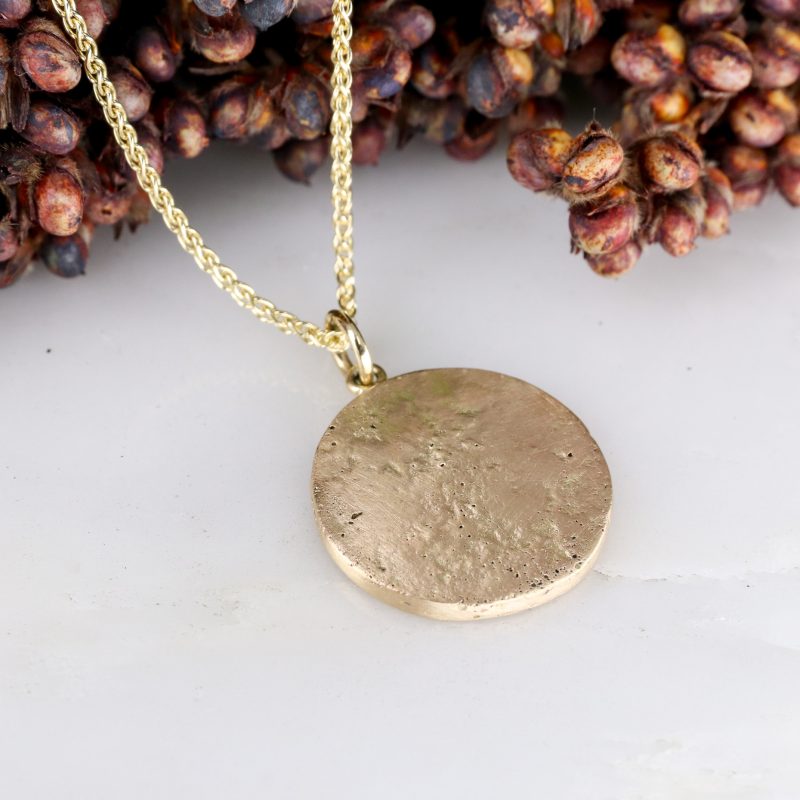 9ct yellow gold large molten disc pendant
