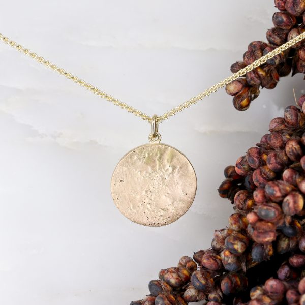 9ct yellow gold large molten disc pendant