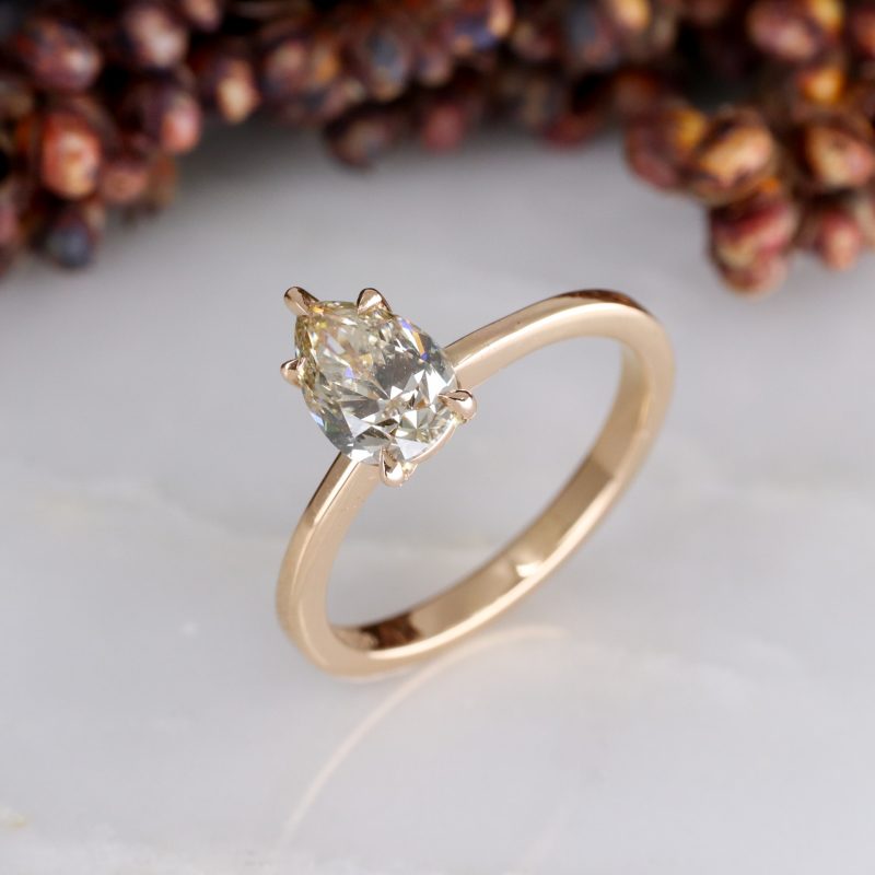 18ct rose gold 1ct pear shape champagne diamond rise ring