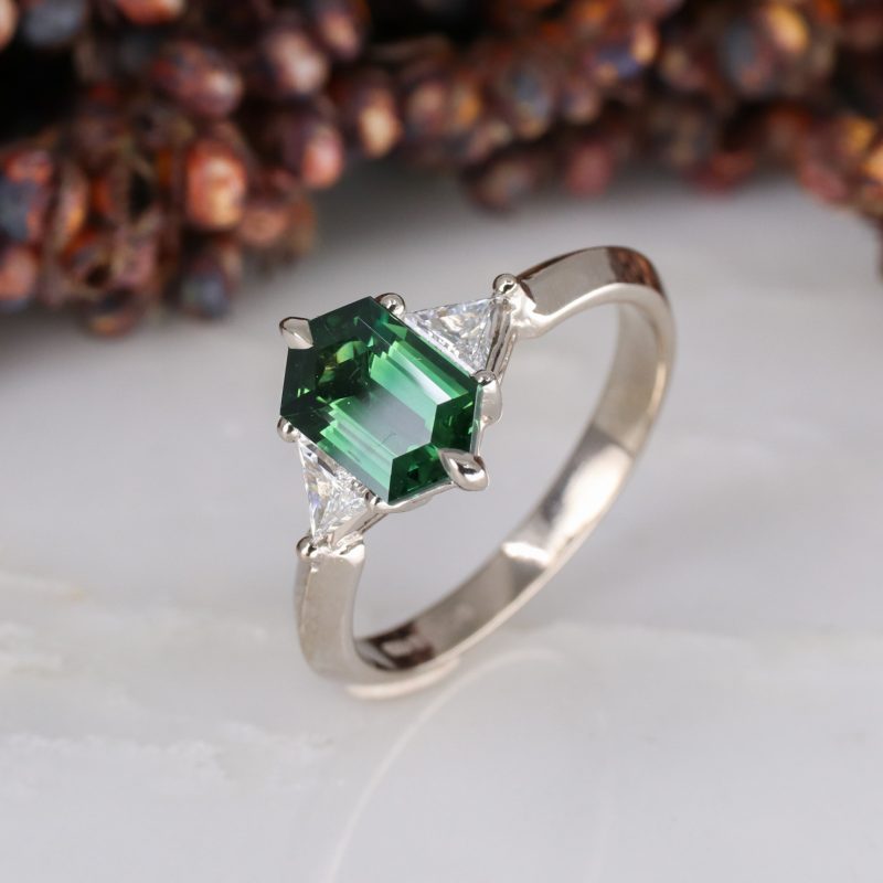 18ct white gold green sapphire hexagon and white diamond trilogy ring