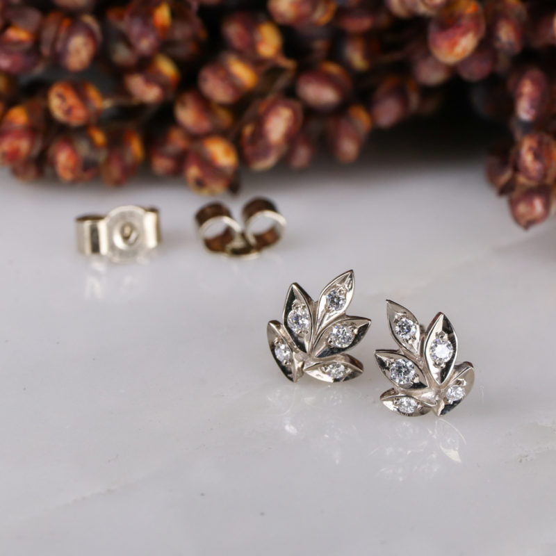 18ct white gold and white diamond rose and thorn studs