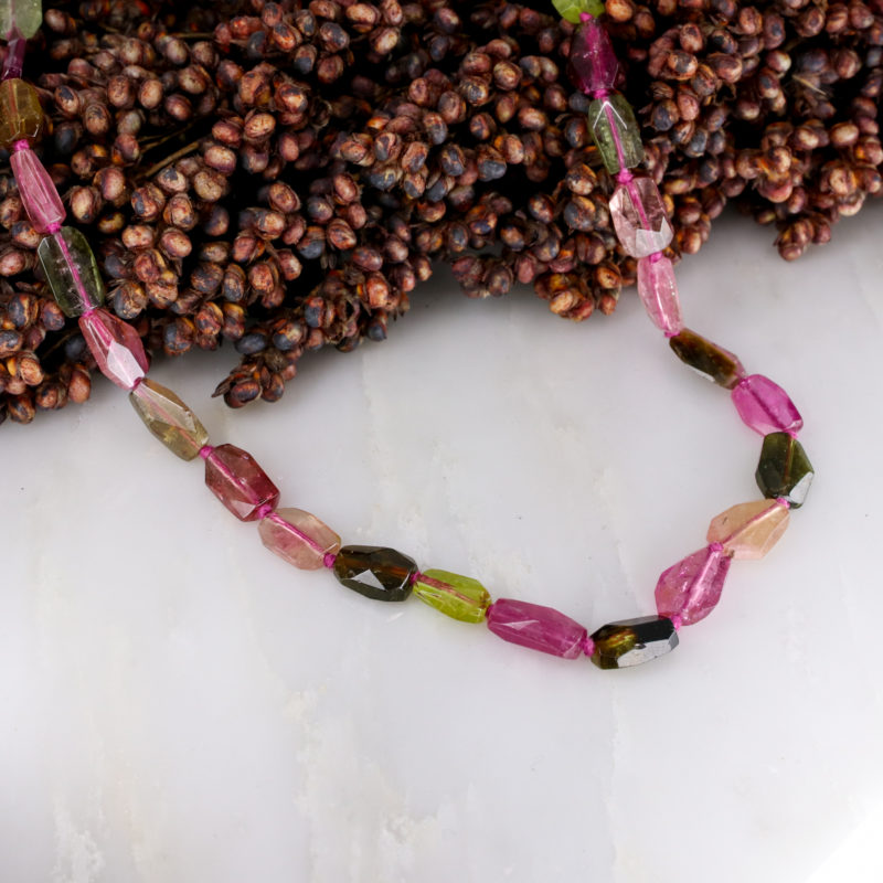 Watermelon tourmaline beaded necklace with 9ct gold clasp