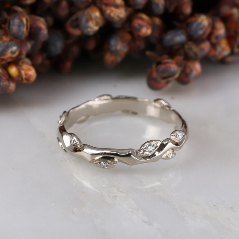 18ct white gold and white diamond rose and thorn wedding band