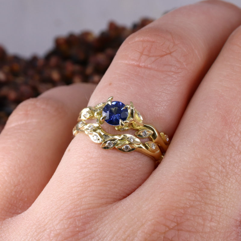 18ct yellow gold and white diamond curved rose and thorn wedding band