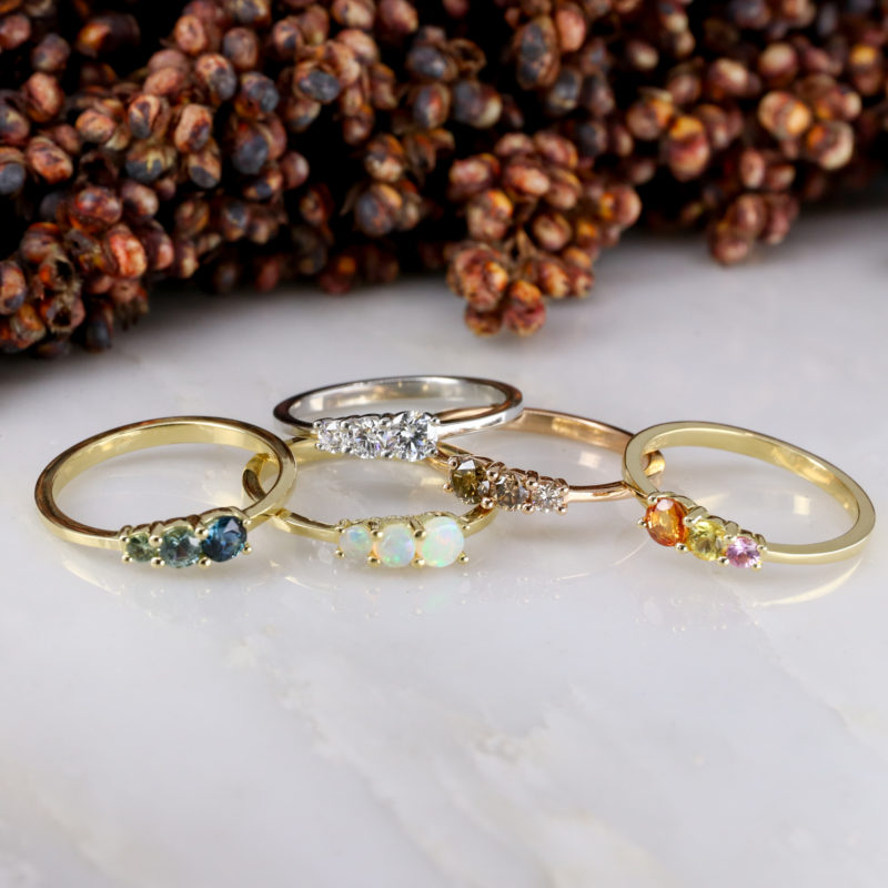 18ct yellow gold triple green sapphire ring