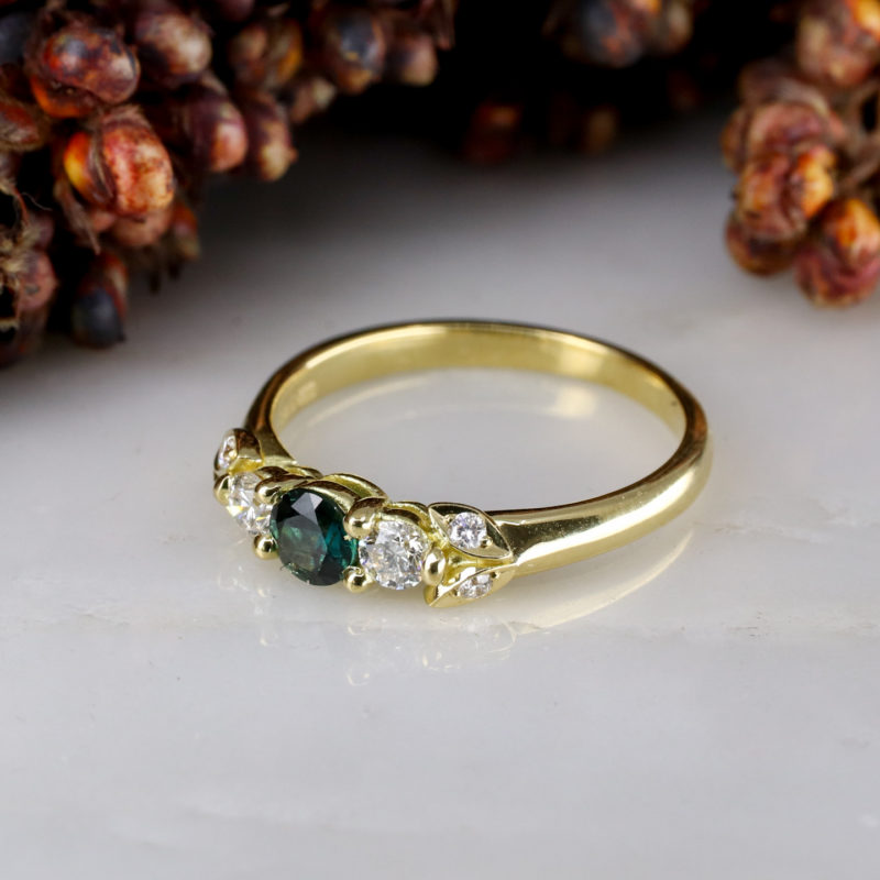 18ct yellow gold mini rose and thorn trilogy ring