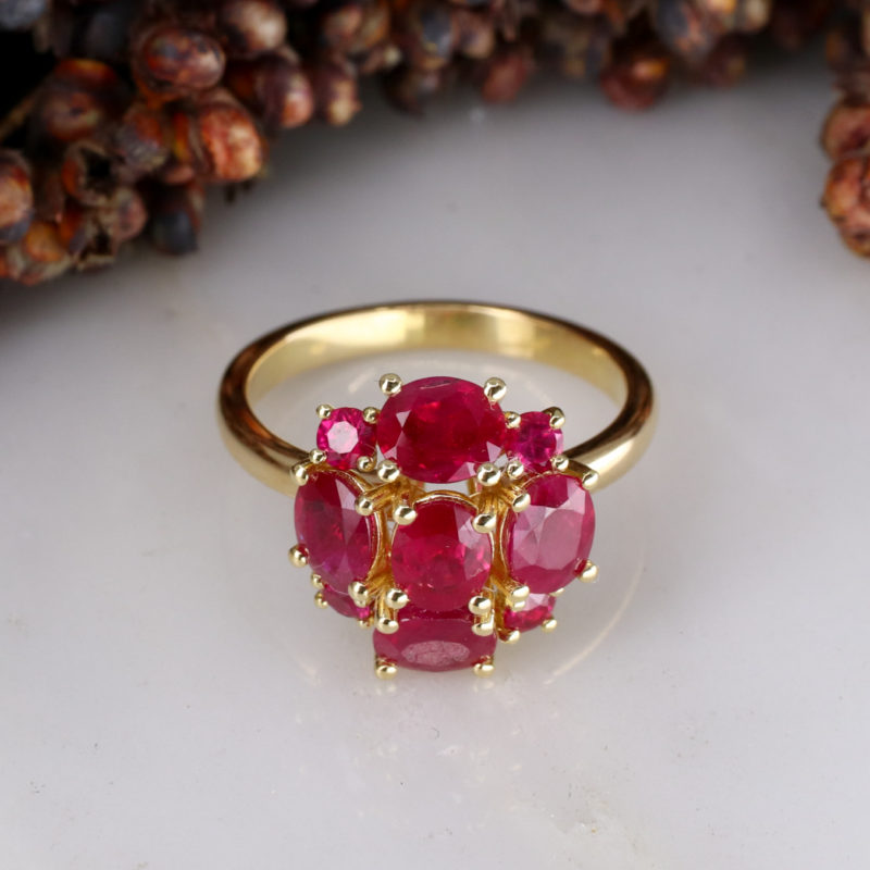 18ct yellow gold ruby cluster ring