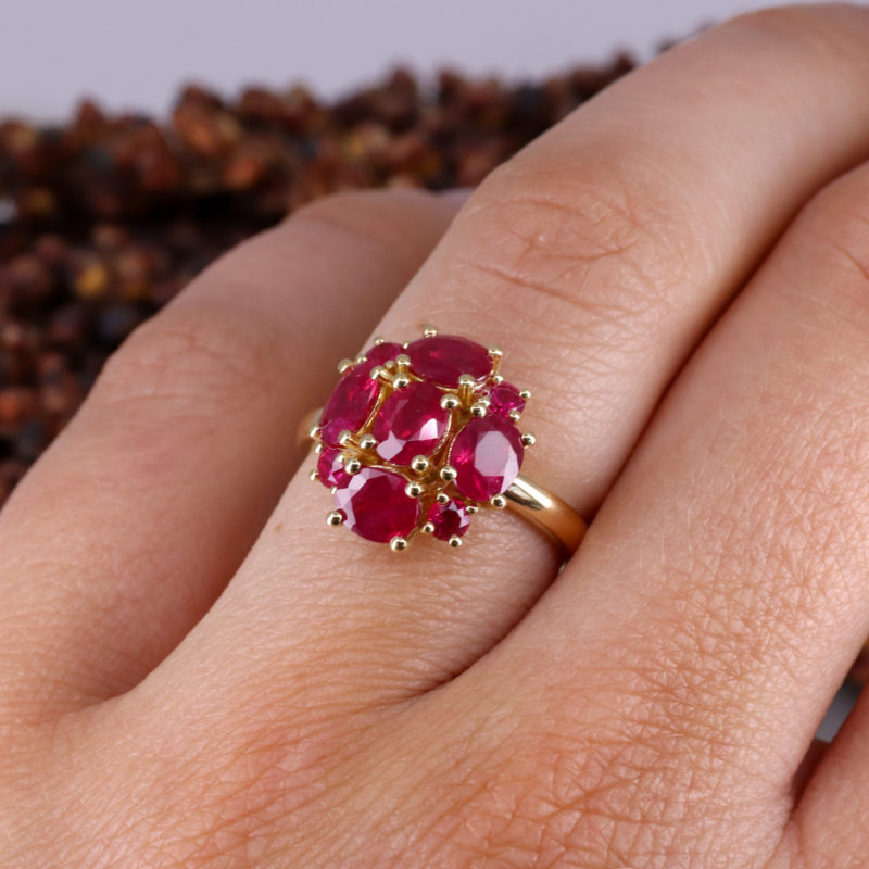 18ct yellow gold ruby cluster ring