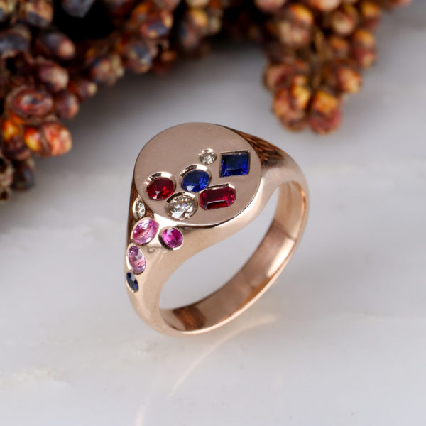 Cascade signet ring in rose gold with diamonds, sapphires and rubies