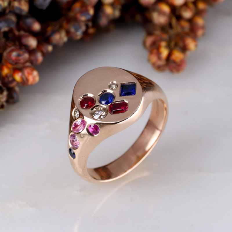 Cascade signet ring in rose gold with diamonds, sapphires and rubies