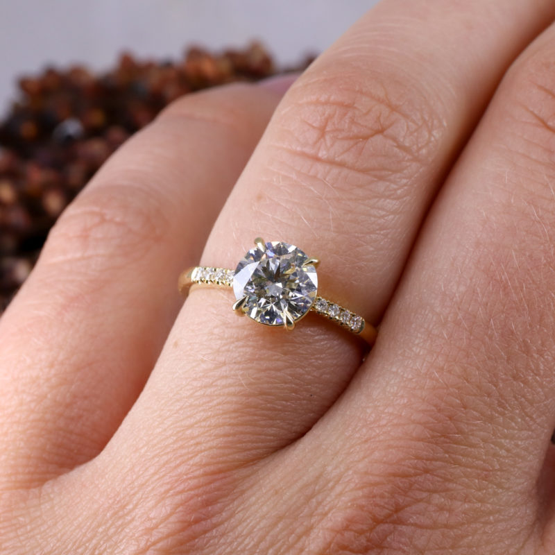 18ct yellow gold round lab grown diamond rise ring